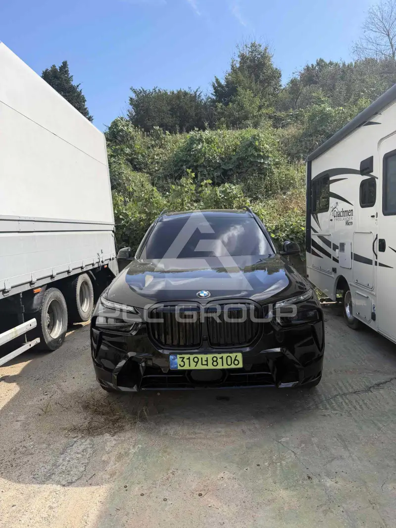 2026 BMW X7M