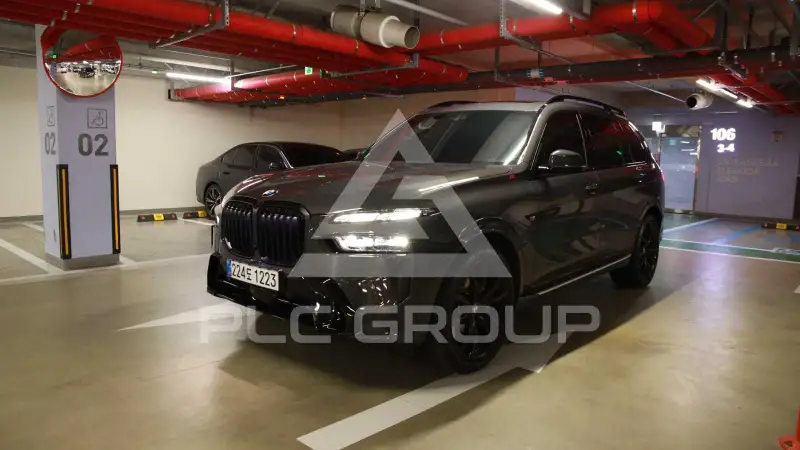 2026 BMW X7M