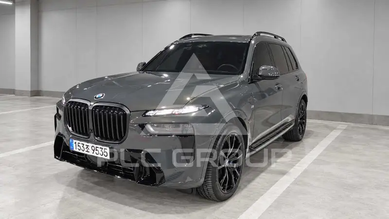 2026 BMW X7M