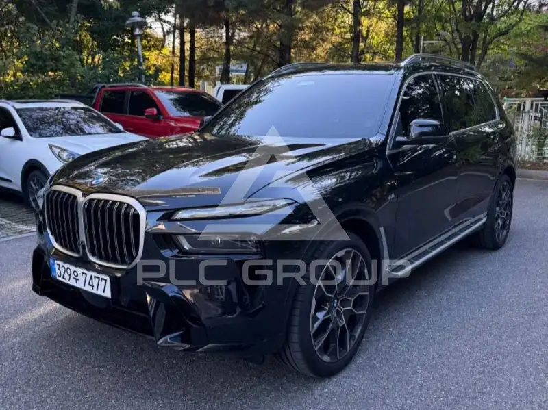 2026 BMW X7M