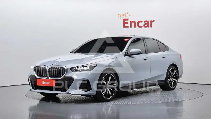 2026 BMW 530M