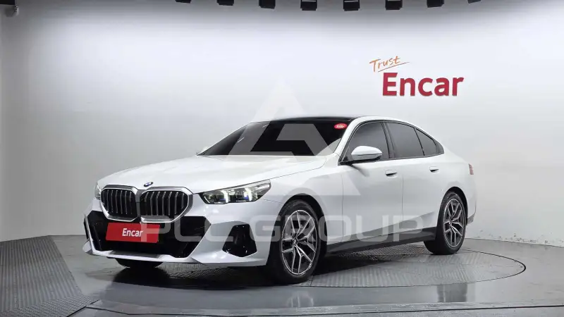 2026 BMW 520M