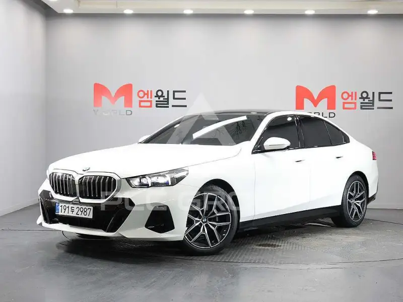 2026 BMW 520M