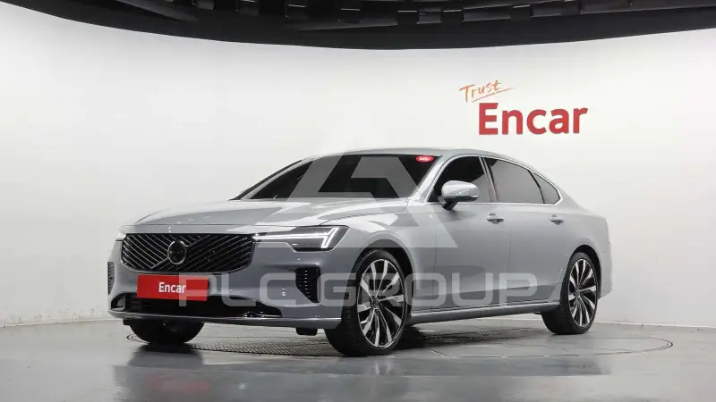 2026 Volvo S90