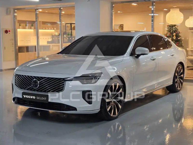 2026 Volvo S90