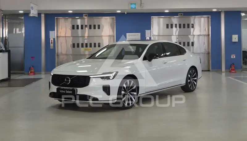 2026 Volvo S90
