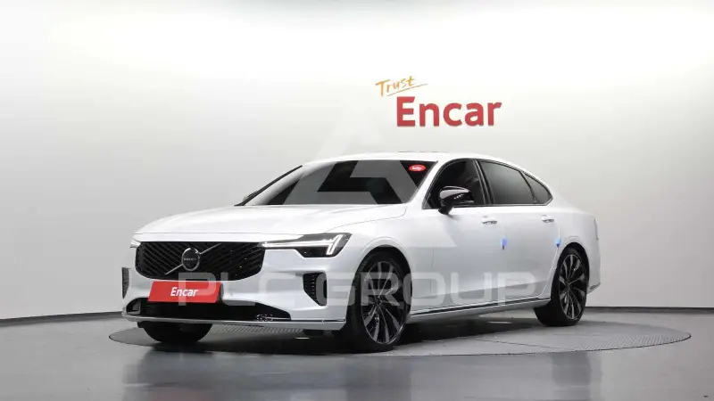 2026 Volvo S90
