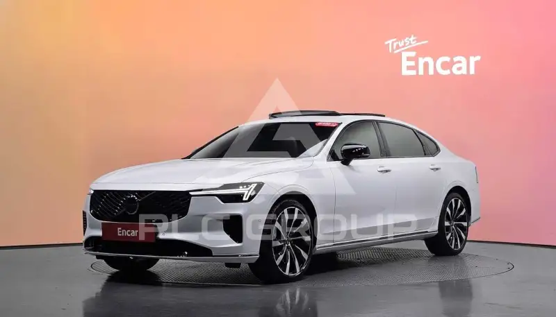 2026 Volvo S90