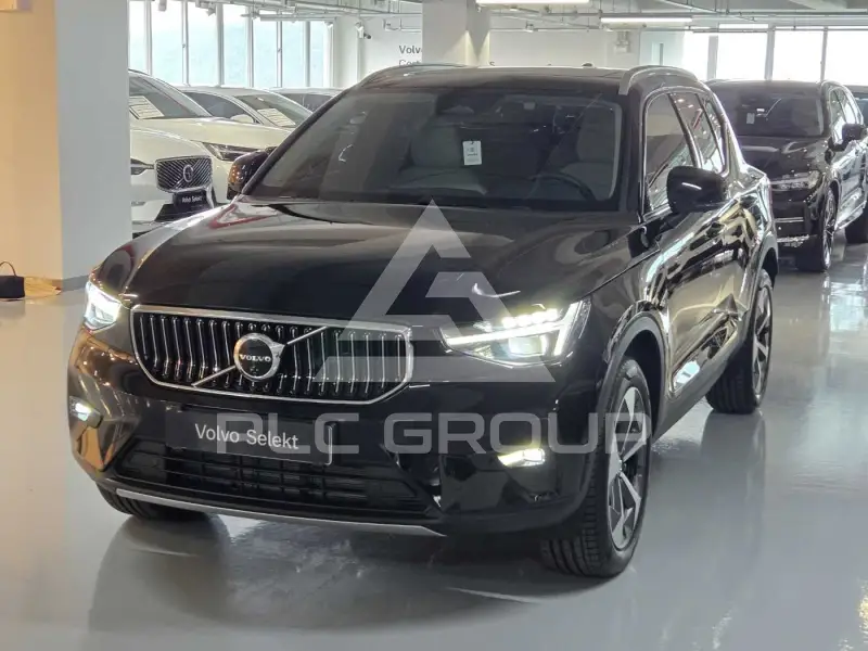 2026 Volvo XC40