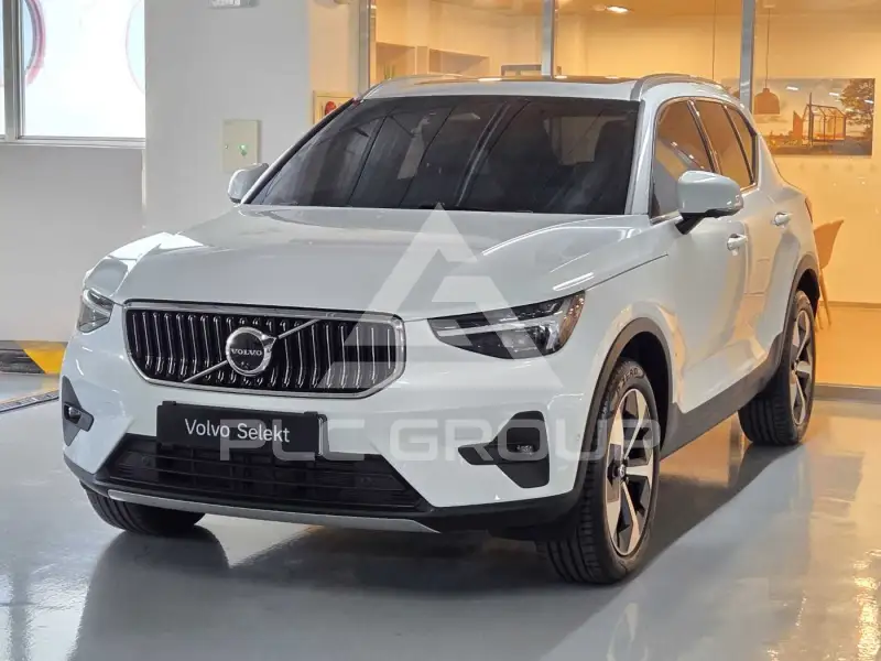 2026 Volvo XC40