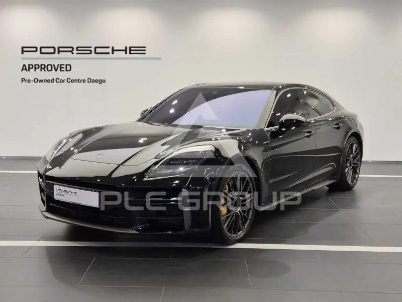 2026 Porsche Panamera