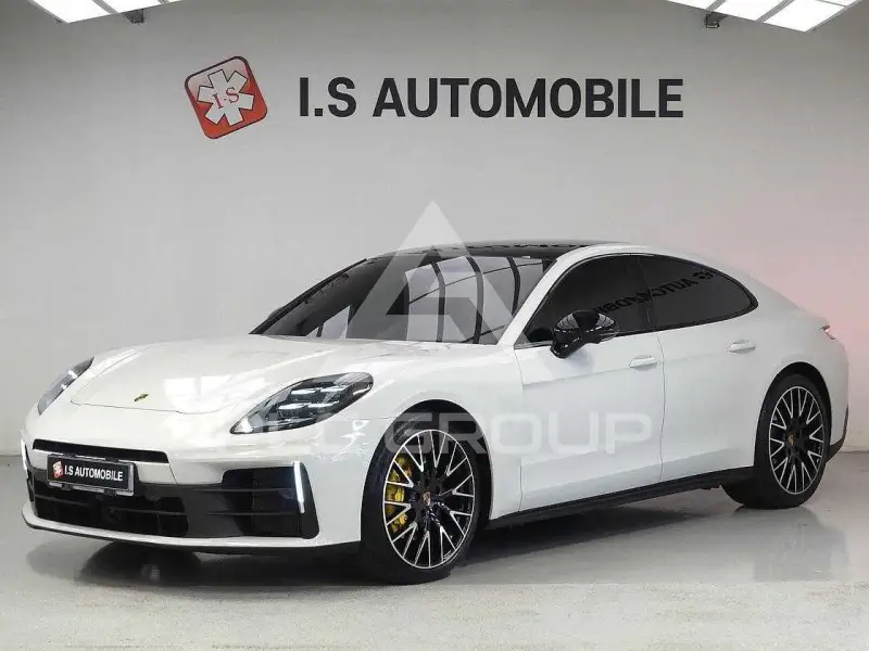 2026 Porsche Panamera