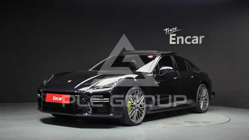 2026 Porsche Panamera