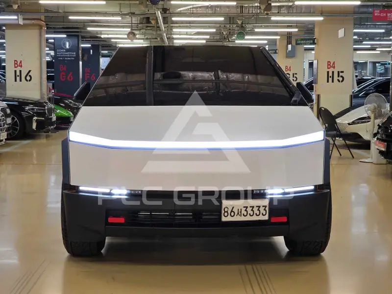 2026 Tesla Cybertruck
