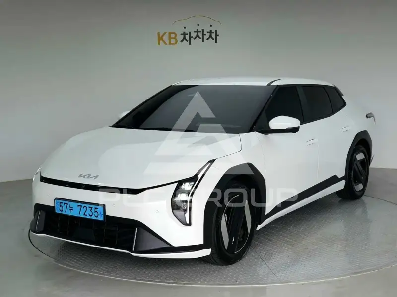 2026 KIA EV4