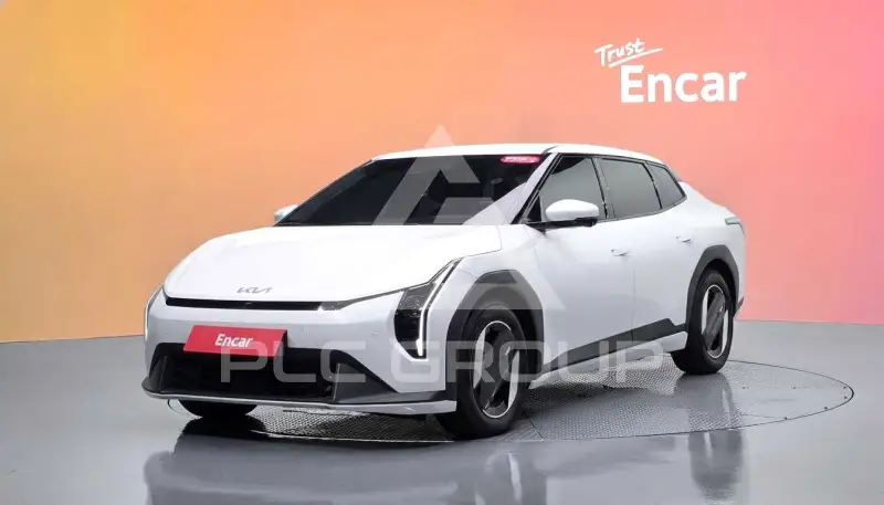 2026 KIA EV4
