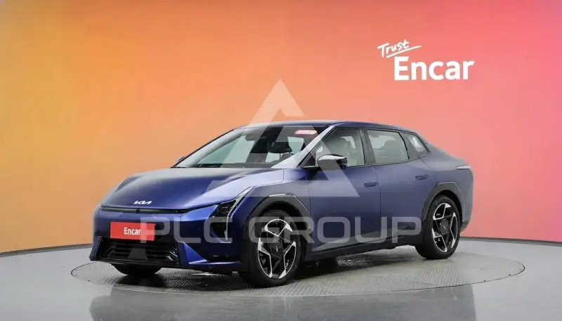 2026 KIA EV4