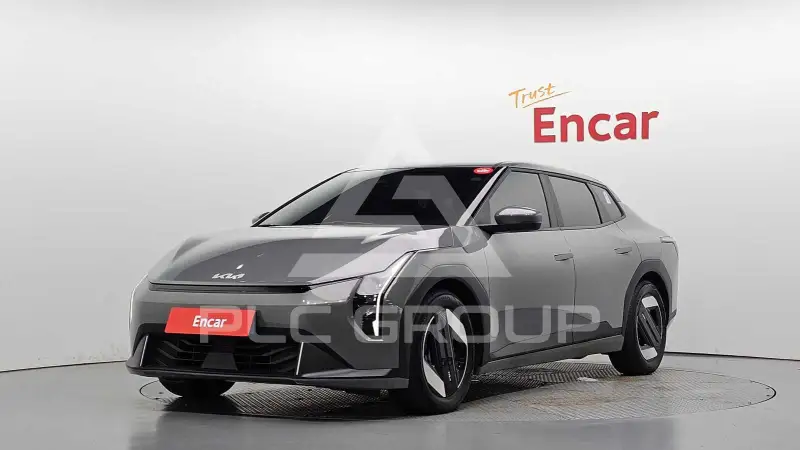2026 KIA EV4
