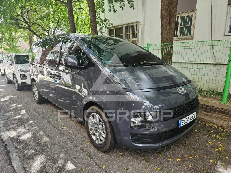 2026 Hyundai Staria