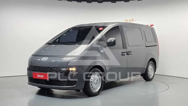 2026 Hyundai Staria