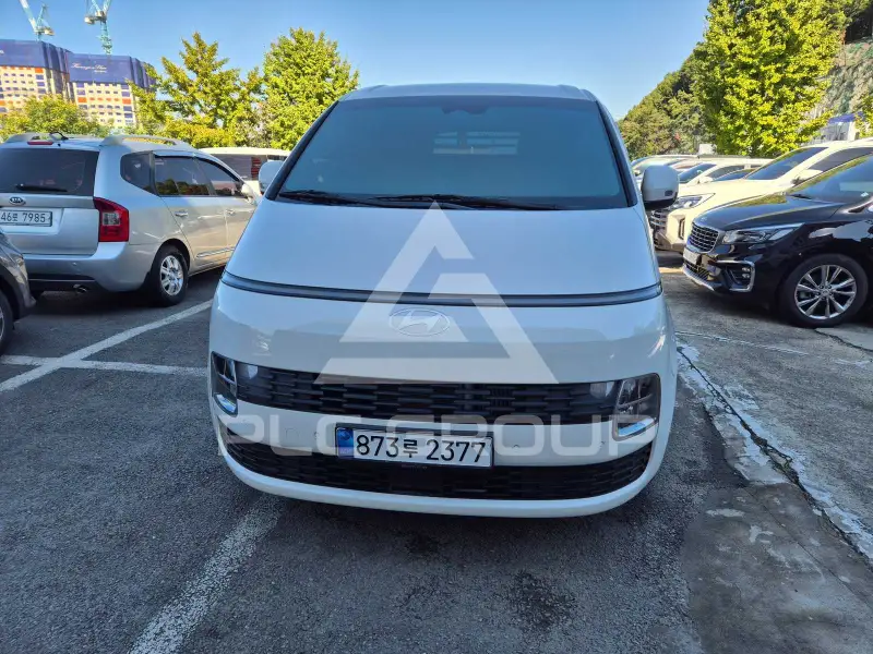 2026 Hyundai Staria