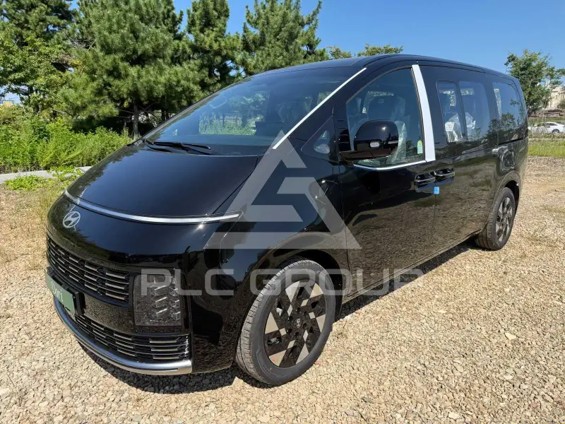 2026 Hyundai Staria