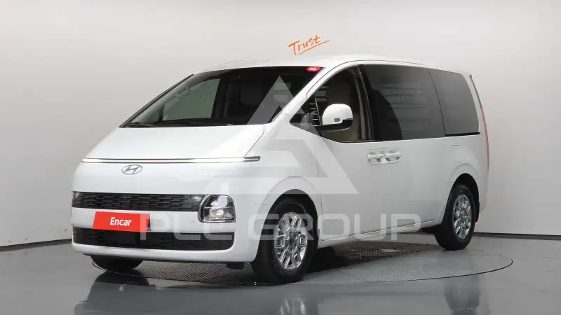 2026 Hyundai Staria