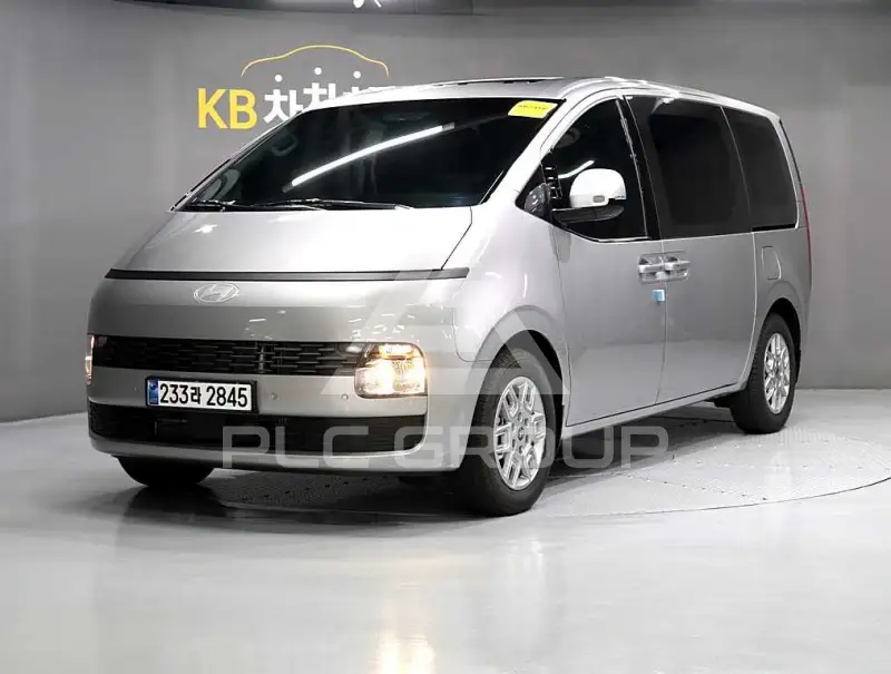 2026 Hyundai Staria