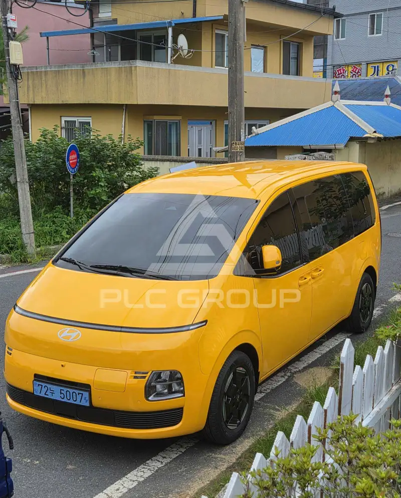 2026 Hyundai Staria