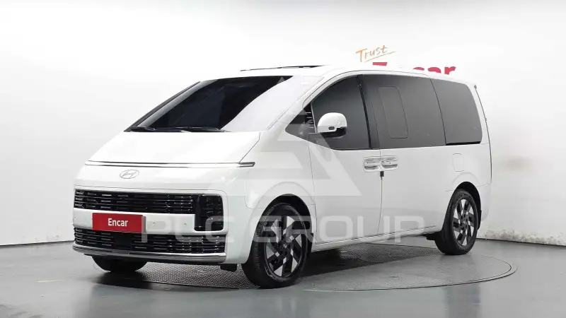 2026 Hyundai Staria
