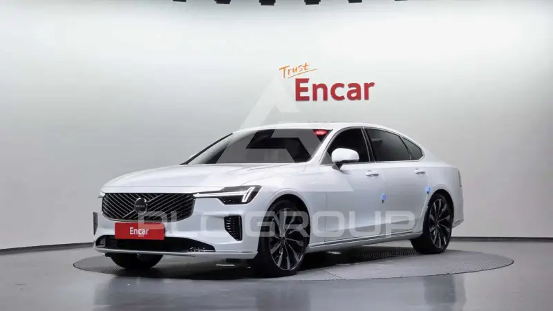 2026 Volvo S90