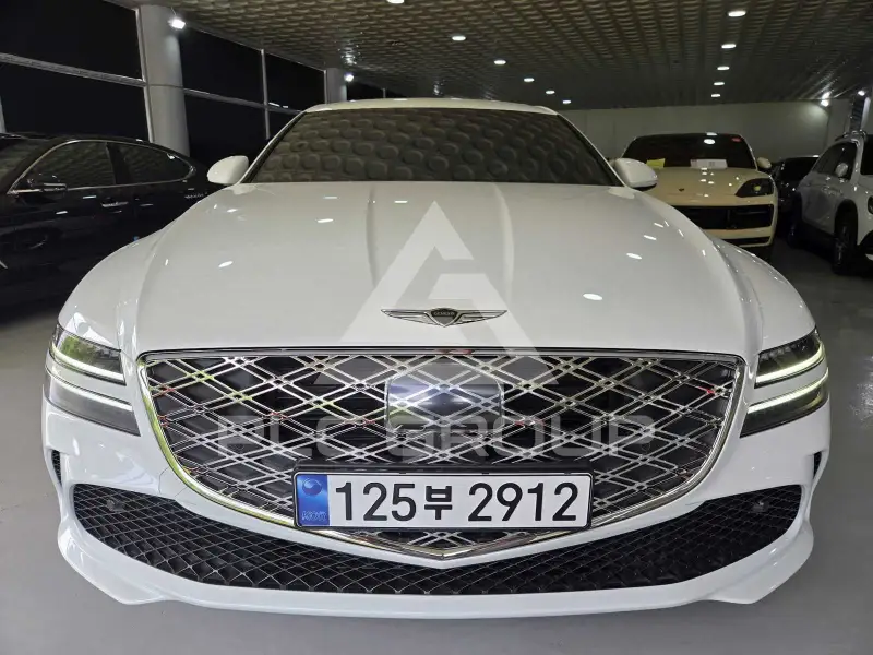 2027 Genesis G80