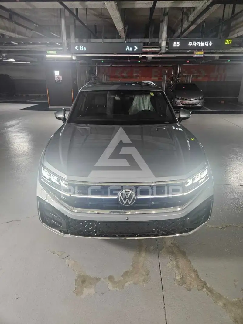 2027 Volkswagen Touareg