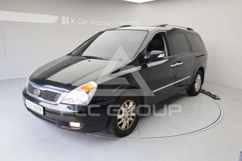 2012 KIA Carnival