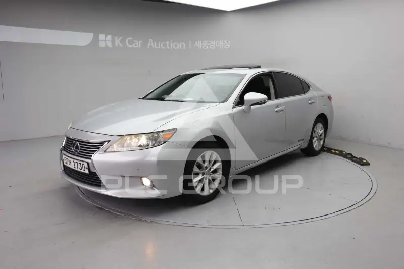 2013 Lexus ES300