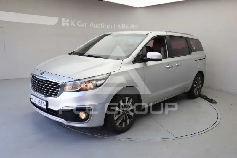 2015 KIA Carnival