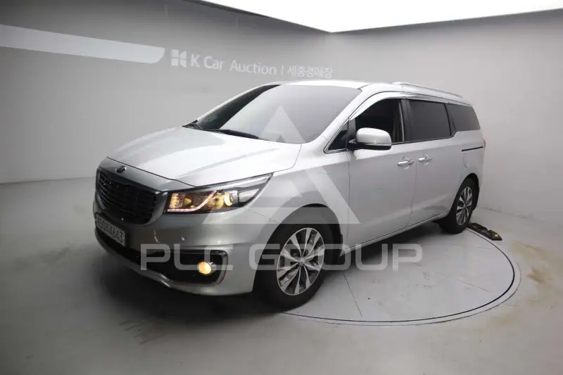 2016 KIA Carnival
