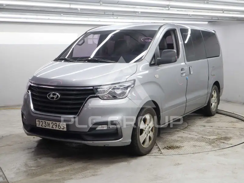 2018 Hyundai Grand Starex
