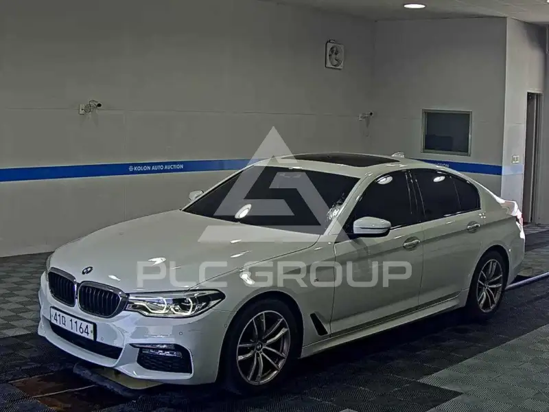 2017 BMW 523