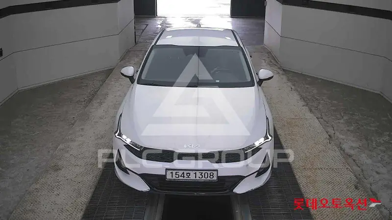 2022 KIA K5