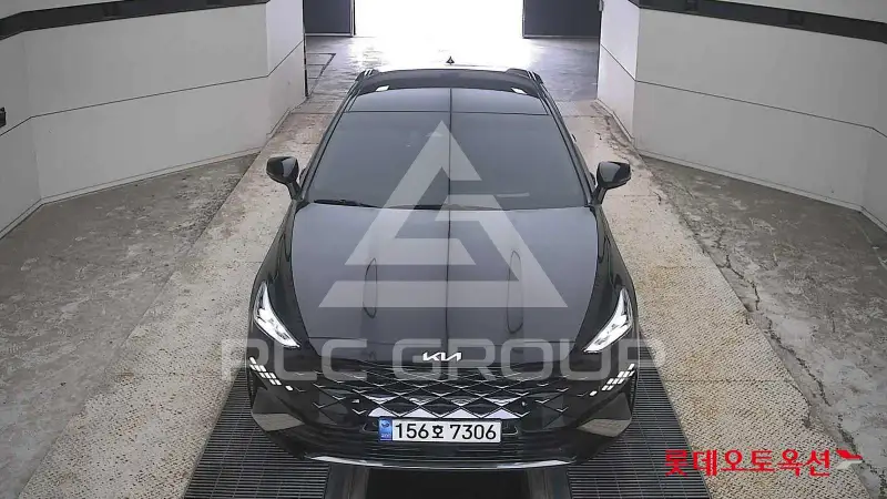 2022 KIA K8