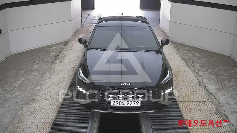 2022 KIA K8