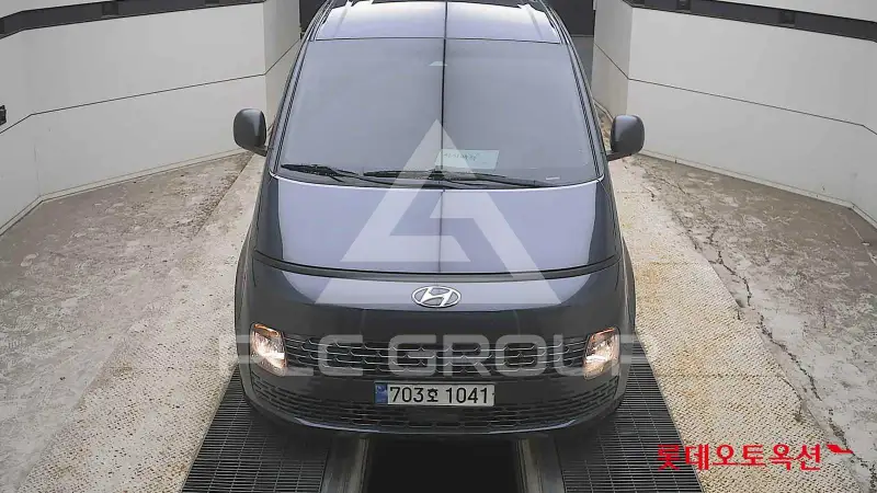 2023 Hyundai Staria