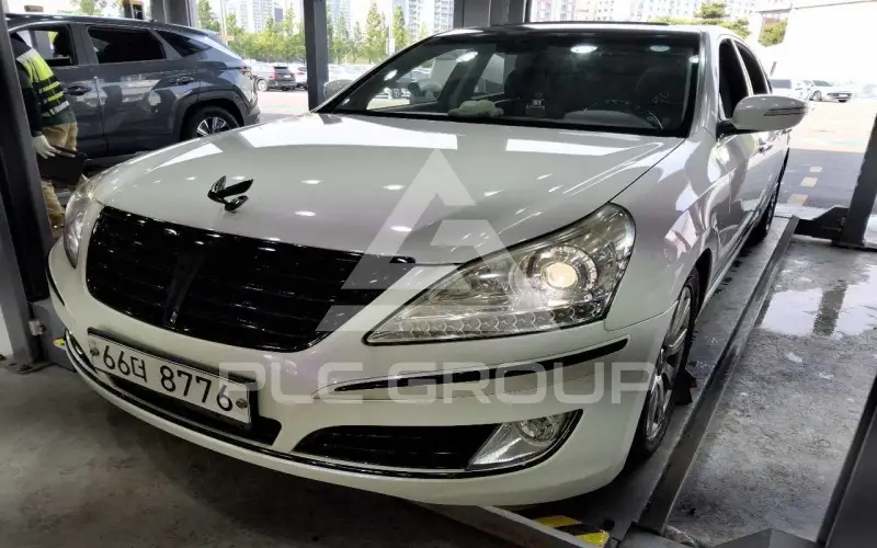 2012 Hyundai Equus