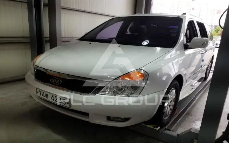 2012 KIA Carnival