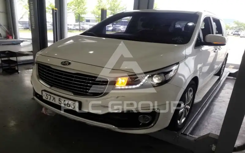 2015 KIA Carnival