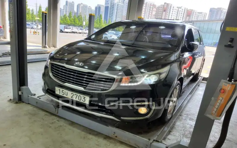 2015 KIA Carnival