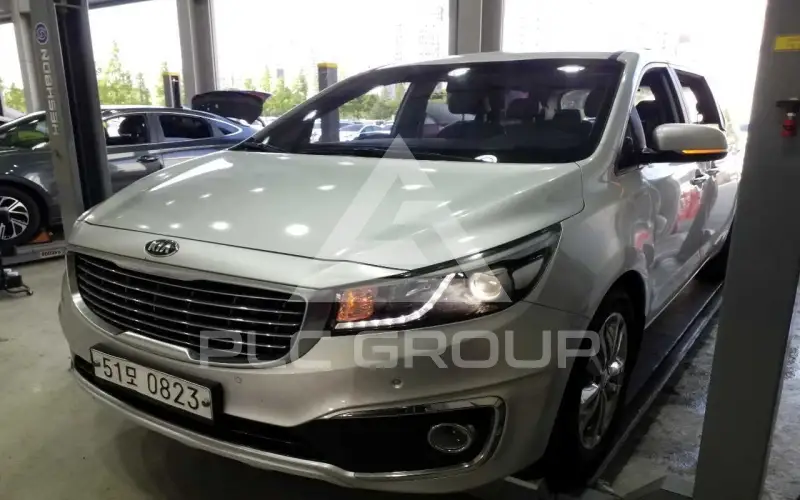 2016 KIA Carnival