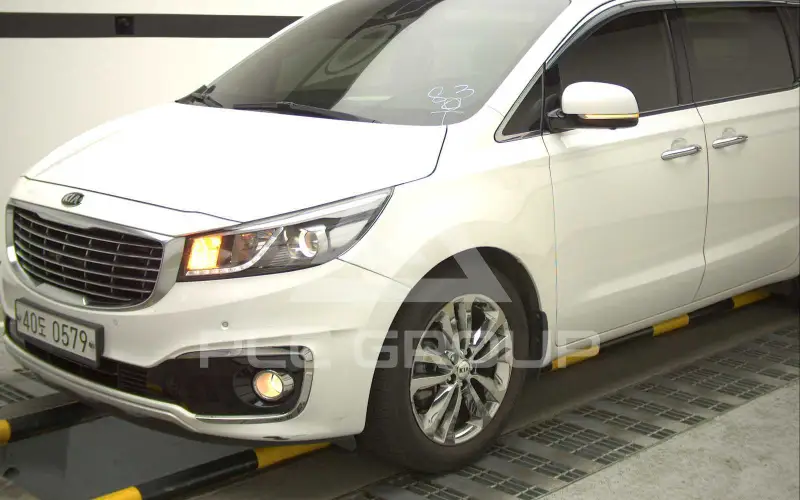 2017 KIA Carnival