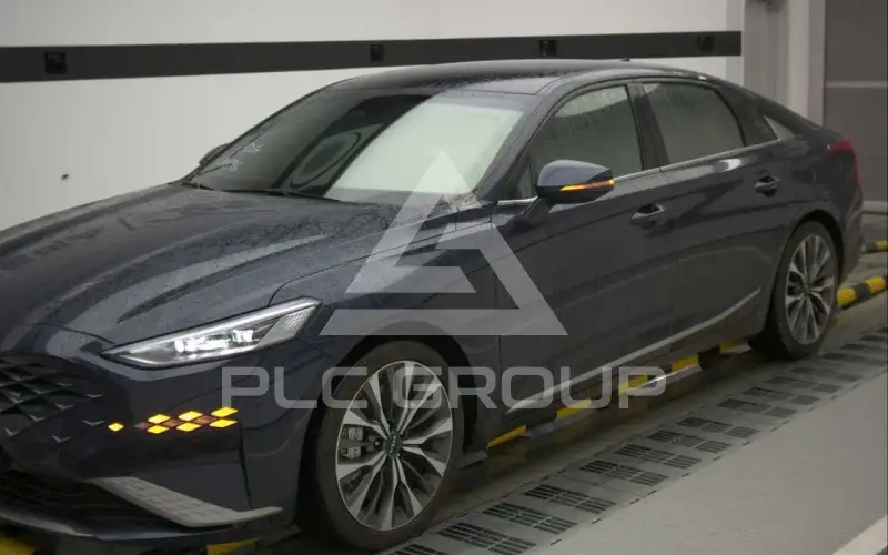 2022 KIA K8
